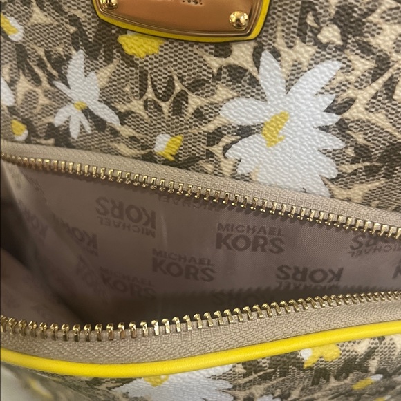 Michael Kors Floral Yellow Backpack with MK logo - Picture 17 of 17